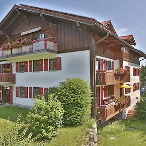 alpenstern-finy-gastehaus.com-bavaria.com/